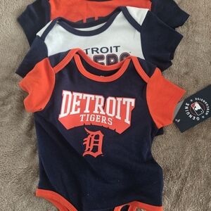Detroit Tigers Baby Bodysuits Set 6-9month